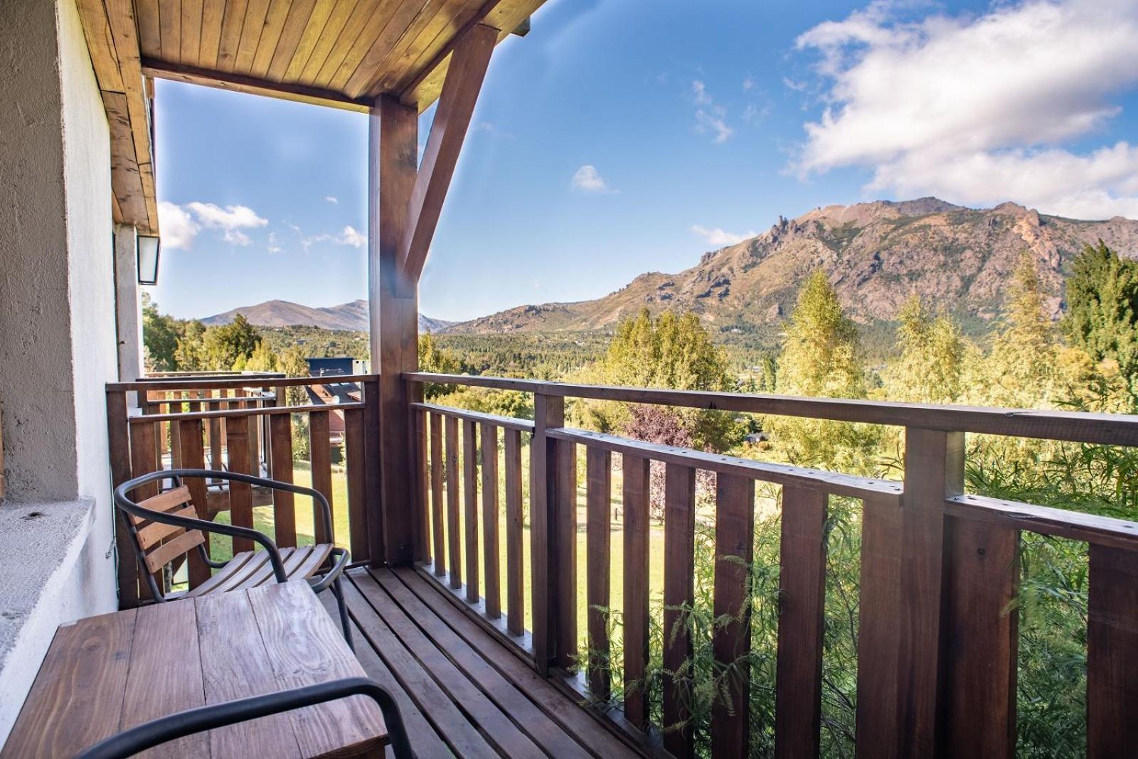 Arelauquen Bungalows&Suites San Carlos de Bariloche Exterior foto